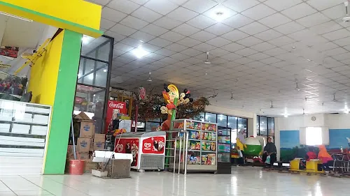 Toserba Jadi Baru: Belanja Praktis di Jantung Kota Cilacap